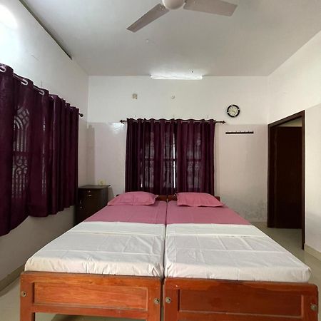 Bee Villa Varkala Luaran gambar